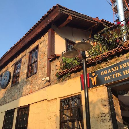 Grand Friends Bed and Breakfast Antalya Buitenkant foto